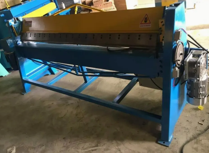 plieuse de zinc plia5000